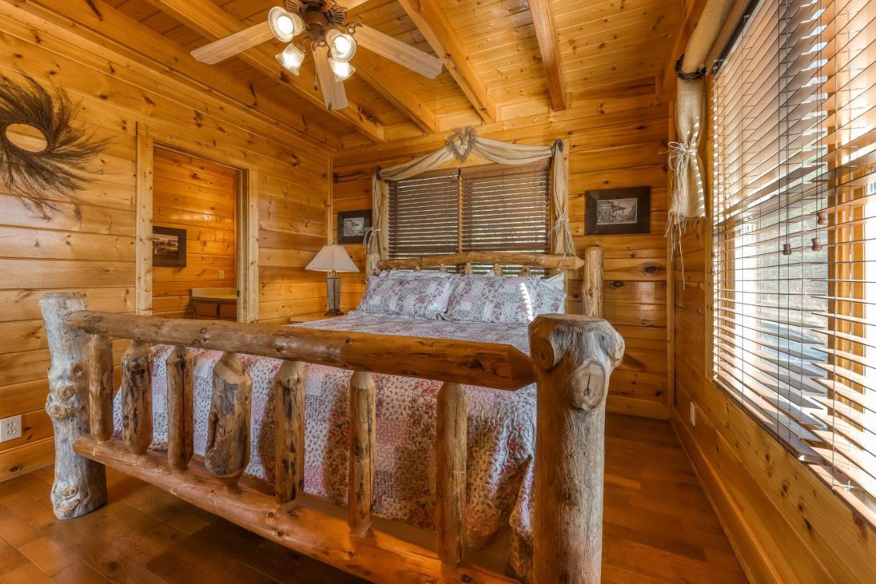 Moondancer Villa Pigeon Forge Esterno foto